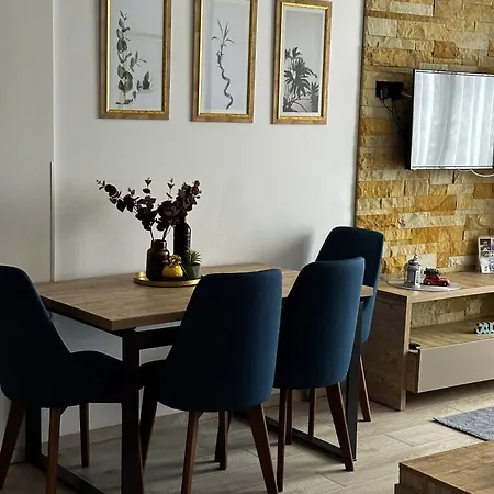 Queen Of Kop Milmari Appartement *