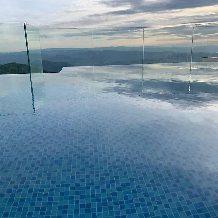 Queen Of Kop Milmari *