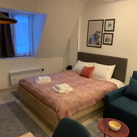 Queen Of Kop Milmari 카파오닉